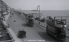 H00192 Grand Parade, St. Leonards c. 1905 - Flickr - East Sussex Libraries Historical Photos.jpg